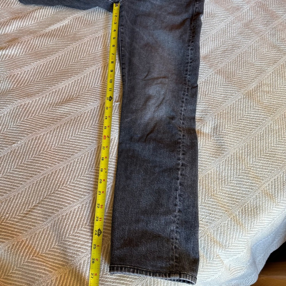 Mother High Waisted Hiker Hover Jeans Midnights With Molly Faded Black Size 26 - Picture 13 of 13